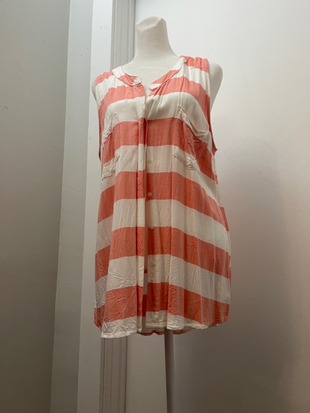 Cupio Coral-Striped Sleeveless Button Front Tunic